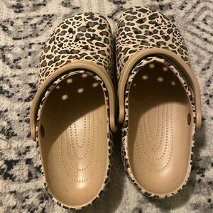 Leopard Print Rubber Clogs